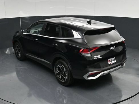 Used 2025 Kia Sportage LX AWD/4WD image 53