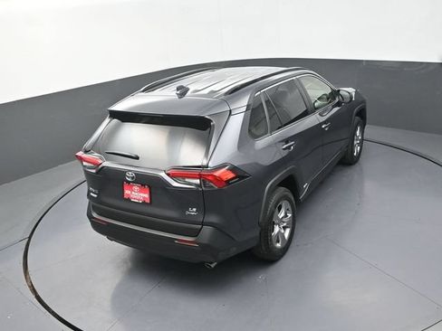 Used 2025 Toyota RAV4 LE AWD/4WD image 28
