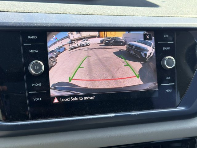 Certified 2023 Volkswagen Taos SE w/ Panoramic Sunroof Package FWD image 23