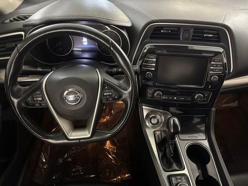 Used 2021 Nissan Maxima 3.5 SV w/ Floor Mat Group FWD image 22