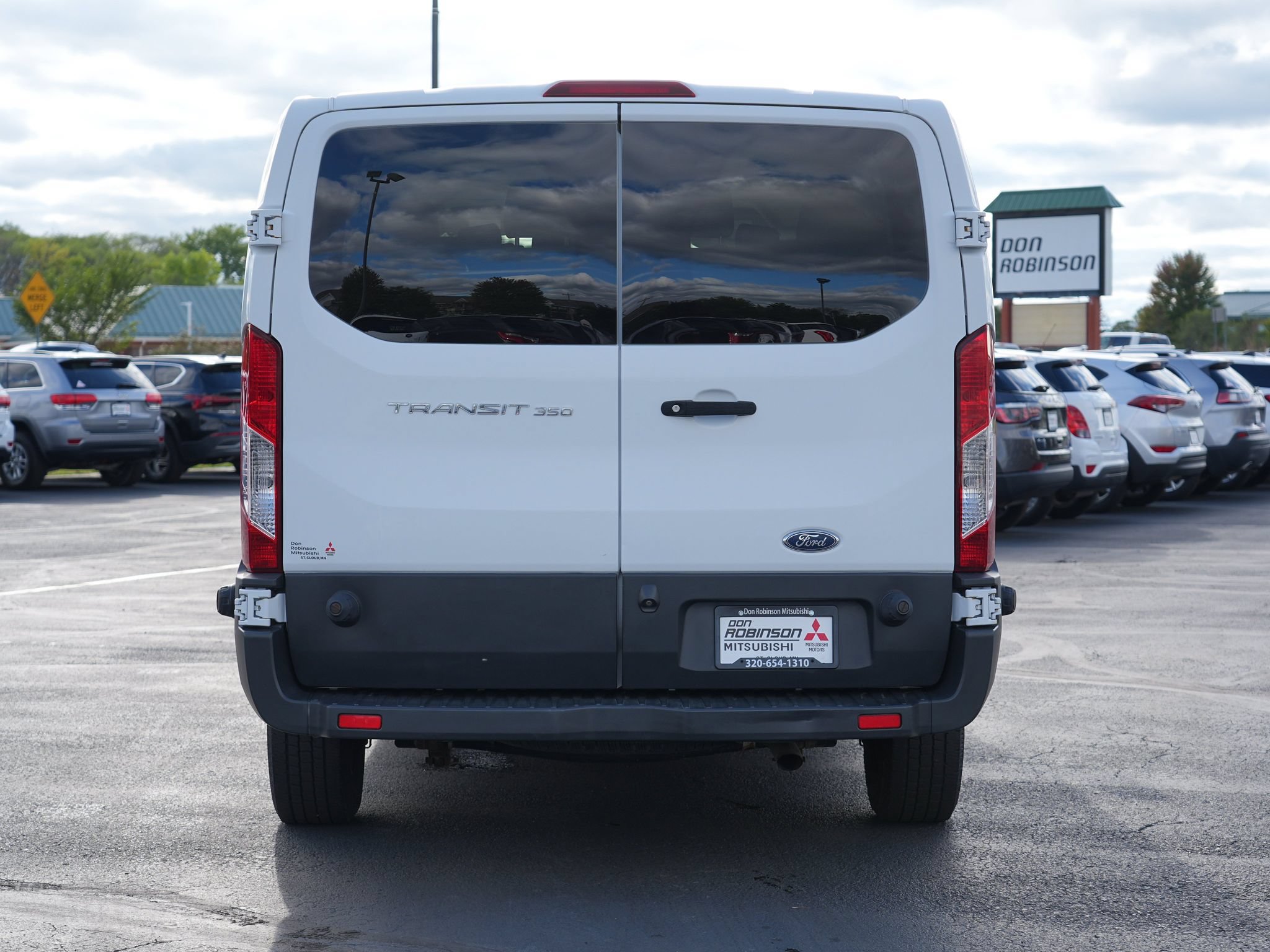 Used 2018 Ford Transit 350 XL RWD image 4