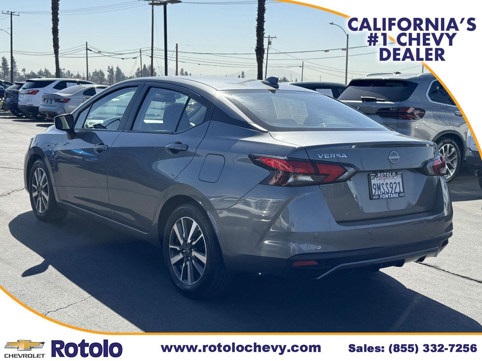 Used 2024 Nissan Versa SV FWD image 4