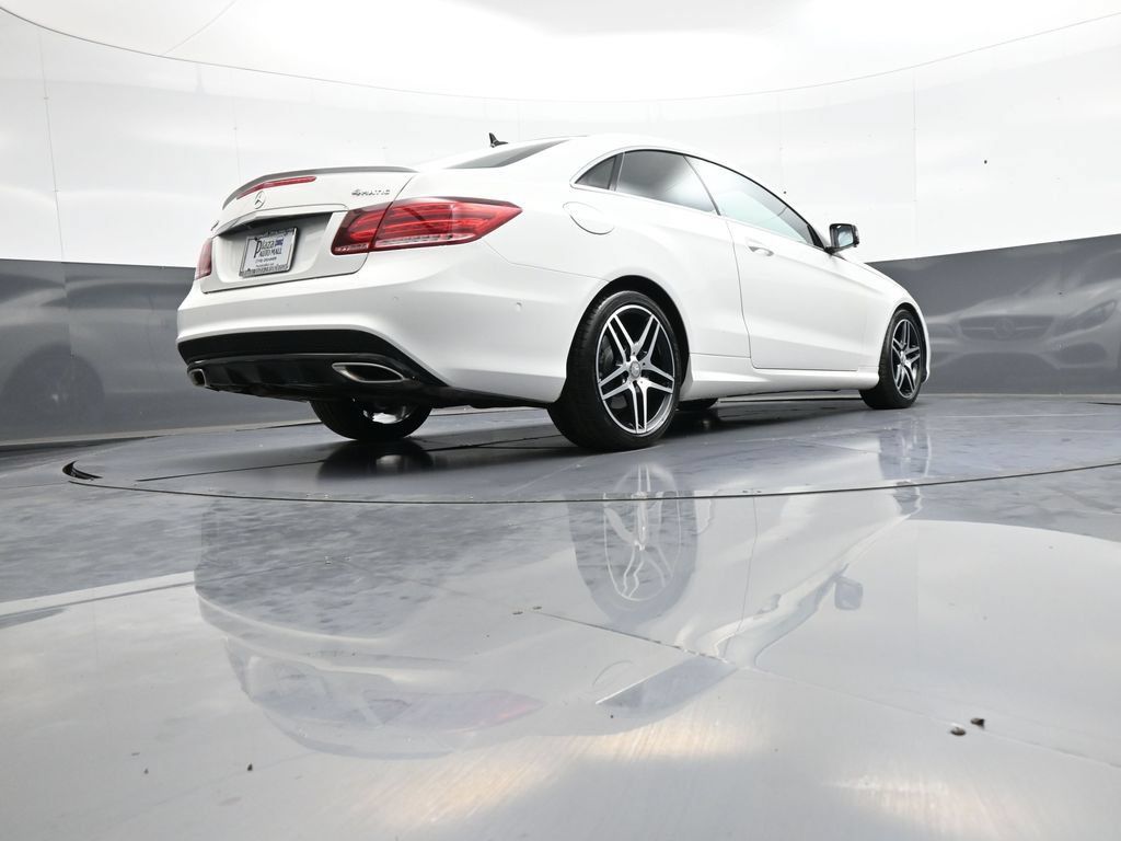 Used 2017 Mercedes-Benz E 400 4MATIC Coupe image 35