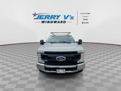 Used 2022 Ford F250 XL w/ Power Equipment Group RWD image 3