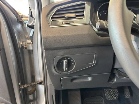 Used 2020 Volkswagen Tiguan S AWD/4WD image 16