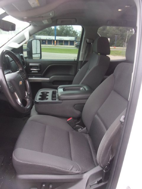 Used 2018 Chevrolet Silverado 1500 LT w/ All Star Edition AWD/4WD image 11