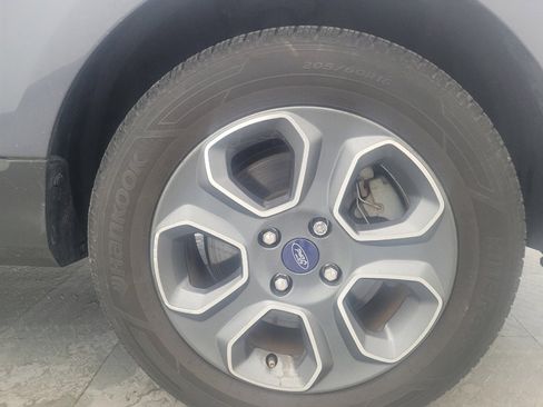 Used 2019 Ford EcoSport S image 31