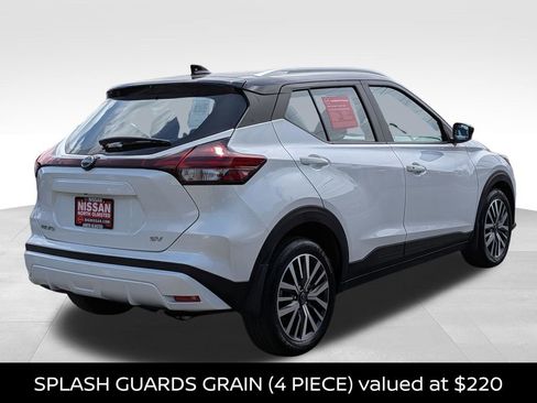 Certified 2023 Nissan Kicks SV FWD image 7