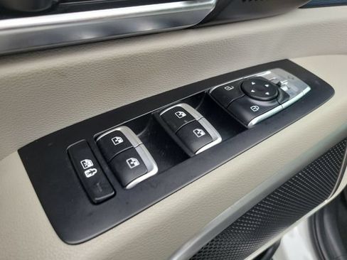 Certified 2024 Kia Telluride EX FWD image 20