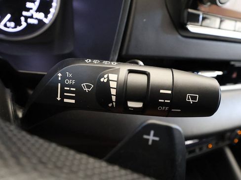 Used 2024 Mitsubishi Outlander ES AWD/4WD image 29