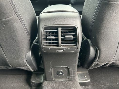 Used 2025 Ford Escape Active AWD/4WD image 24