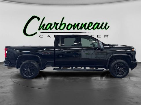 Used 2024 Chevrolet Silverado 2500 LTZ w/ LTZ Plus Package AWD/4WD image 6