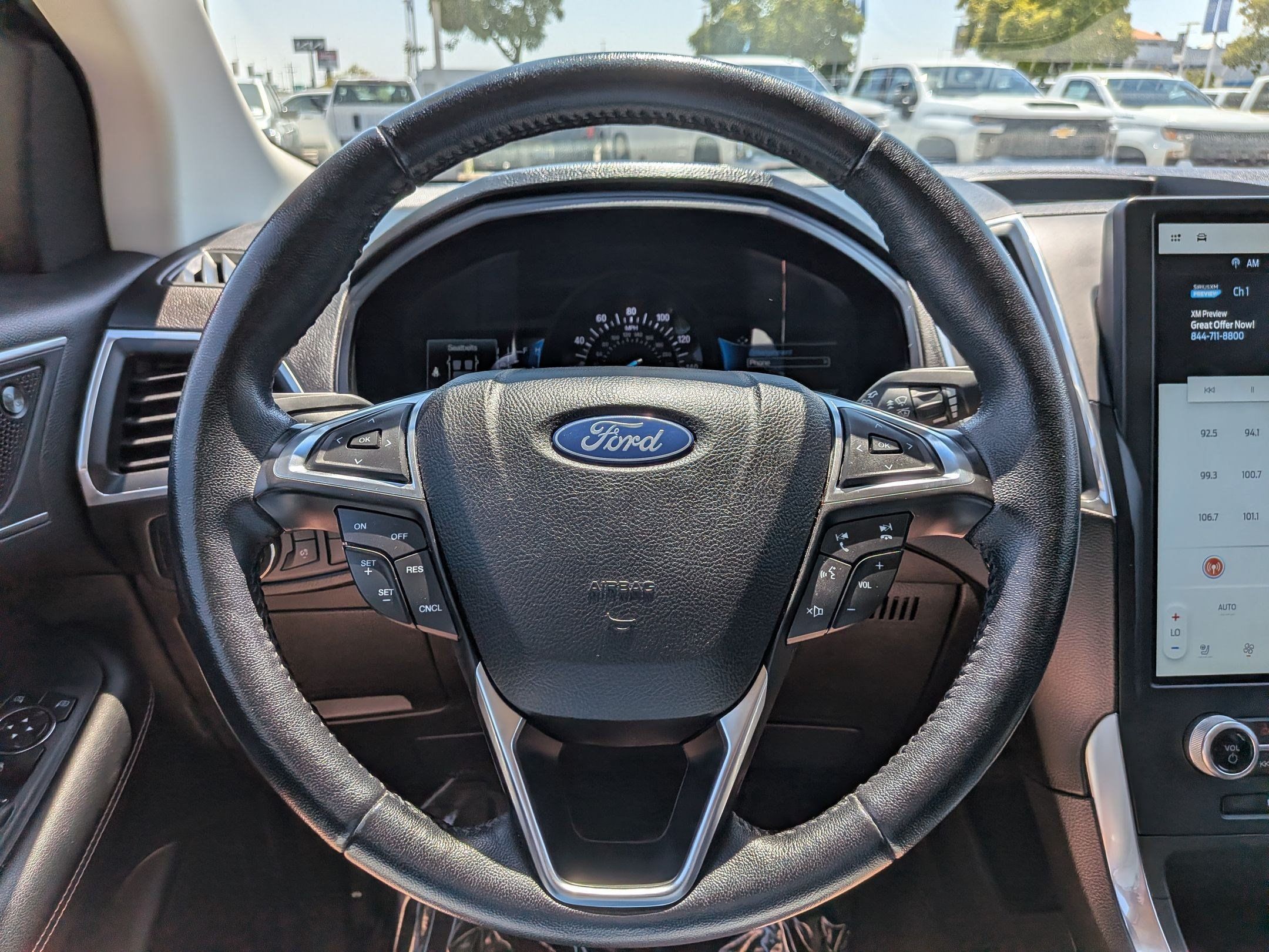 Used 2022 Ford Edge Titanium AWD/4WD image 16