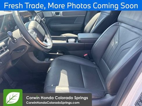 Used 2025 Hyundai Santa Fe SEL AWD/4WD image 8