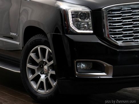 Used 2019 GMC Yukon XL Denali AWD/4WD image 3