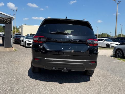 Used 2023 Honda Pilot EX-L image 6