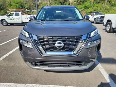 Used 2023 Nissan Rogue SV image 8