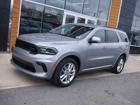 Used 2021 Dodge Durango GT image 1