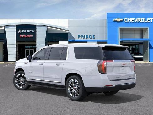 New 2026 GMC Yukon XL Elevation w/ LPO, Floor Liner Package RWD image 3