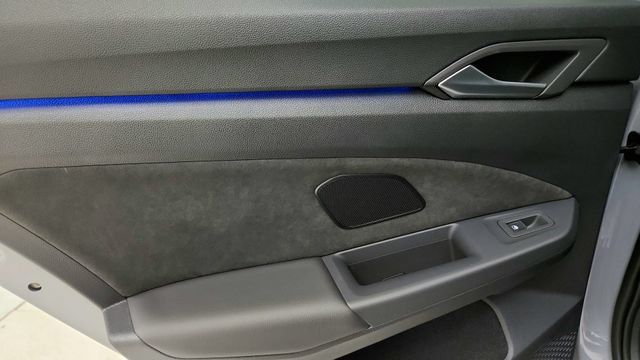 Used 2025 Volkswagen GTI SE FWD image 47