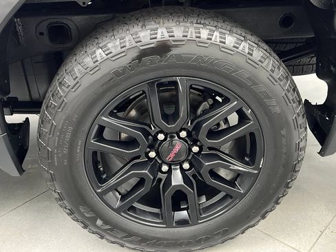 Used 2024 GMC Sierra 1500 Elevation AWD/4WD image 70