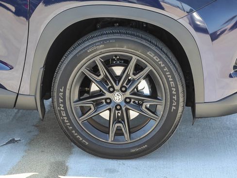 Used 2026 Toyota Grand Highlander AWD image 10