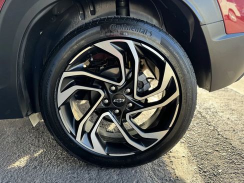Used 2024 Chevrolet TrailBlazer RS w/ Convenience Package AWD/4WD image 35