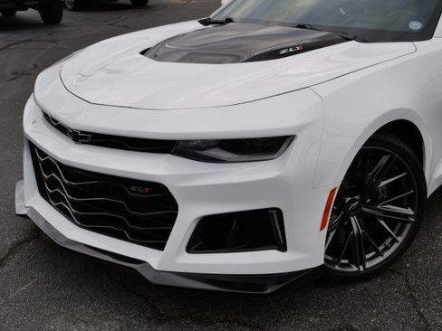Used 2021 Chevrolet Camaro ZL1 image 52