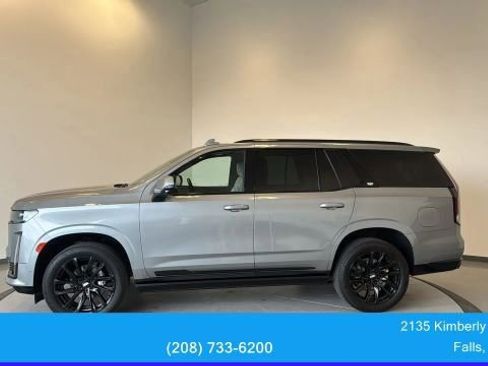 Used 2024 Cadillac Escalade Sport w/ LPO, ONYX Package image 4