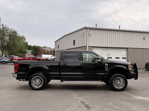 Used 2022 Ford F250 Lariat w/ Lariat Ultimate Package AWD/4WD image 5