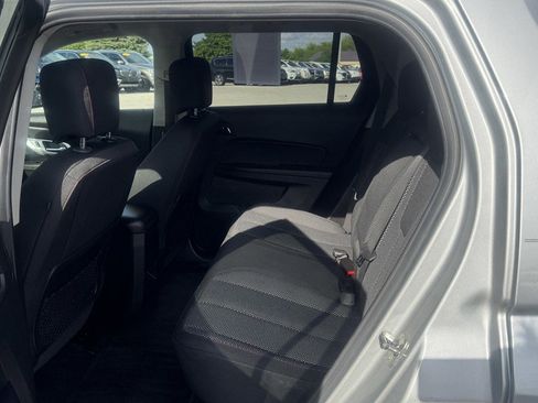 Used 2017 GMC Terrain SLE FWD image 22