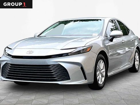 Used 2025 Toyota Camry LE FWD image 1