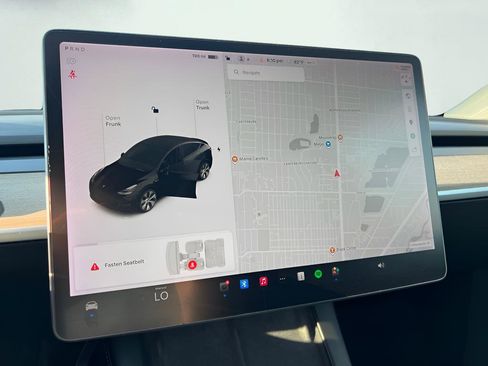 Used 2021 Tesla Model Y Long Range AWD/4WD image 45