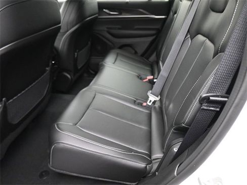 New 2025 Jeep Grand Cherokee Limited image 39