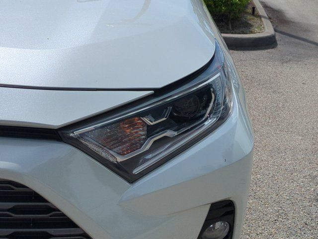 Used 2021 Toyota RAV4 XSE w/ XSE Grade Weather Package AWD/4WD image 10