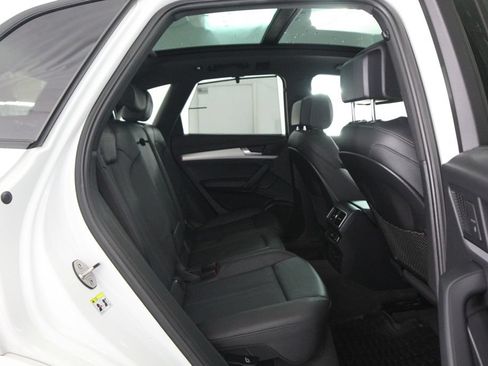 Used 2019 Audi SQ5 Premium Plus w/ Premium Plus Package AWD/4WD image 49