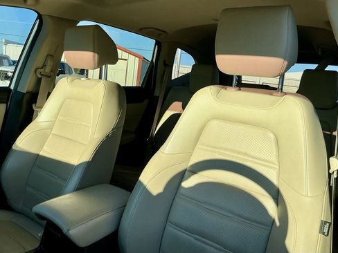 Used 2019 Honda CR-V EX-L image 38