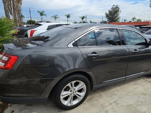 Used 2016 Ford Taurus SEL FWD image 5