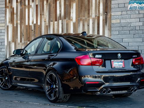 Used 2018 BMW M3 image 4
