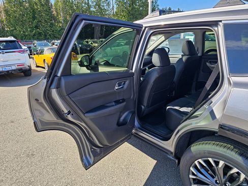 New 2026 Nissan Rogue Platinum w/ Platinum Premium Package image 21