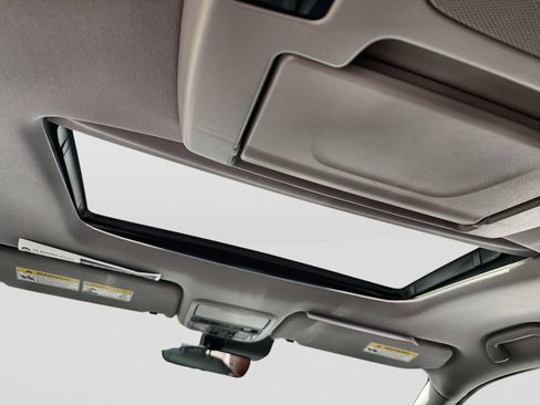 Used 2019 Honda Pilot Touring image 38