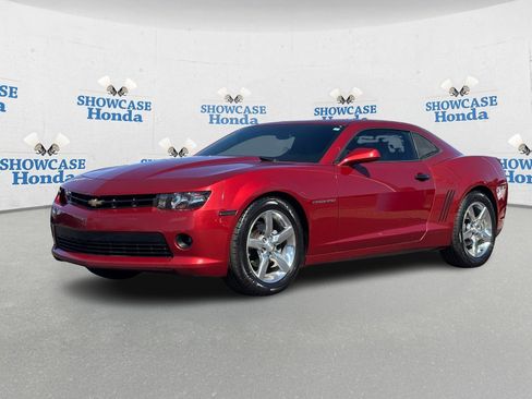 Used 2015 Chevrolet Camaro LT image 2