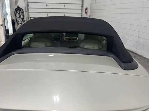 Used 2005 BMW 645Ci Convertible image 47