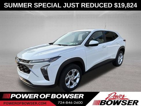 Used 2024 Chevrolet Trax LS w/ LS Convenience Package FWD image 1