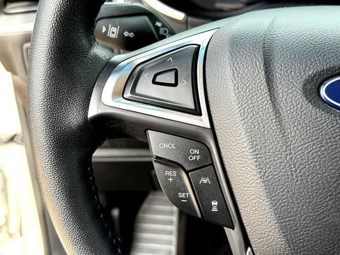 Certified 2019 Ford Edge SEL w/ Equipment Group 201A image 13