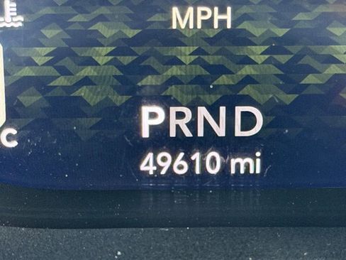 Used 2021 Jeep Wrangler Sport S image 21