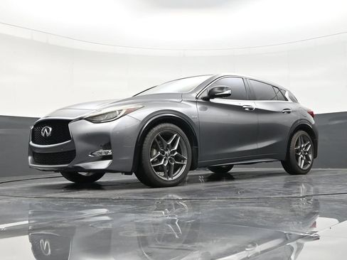 Used 2019 INFINITI QX30 Sport w/ Cargo Package FWD image 22
