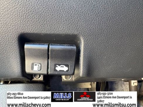 Used 2017 Nissan Rogue S AWD/4WD image 25