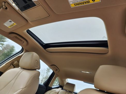 Certified 2025 Acura TLX w/ Technology Package image 16