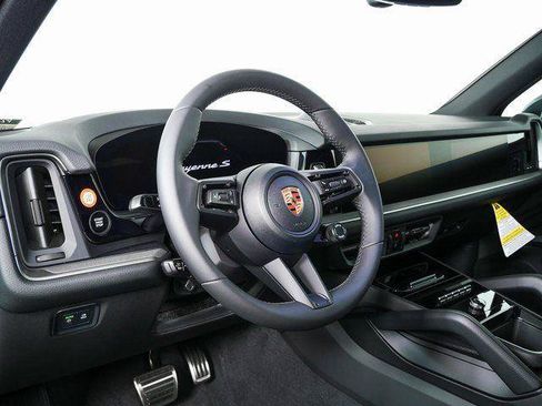 New 2026 Porsche Cayenne S AWD/4WD image 4